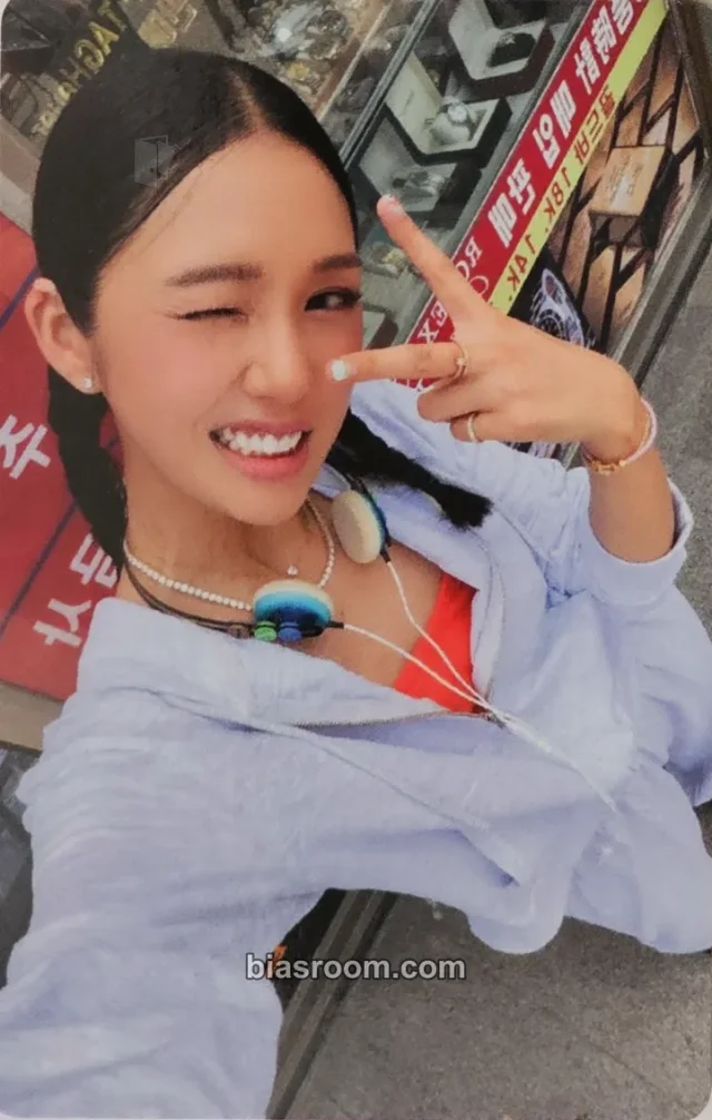 Mimi OH MY GIRL BISH BASH BOSH (Mimi) K-pop photocard