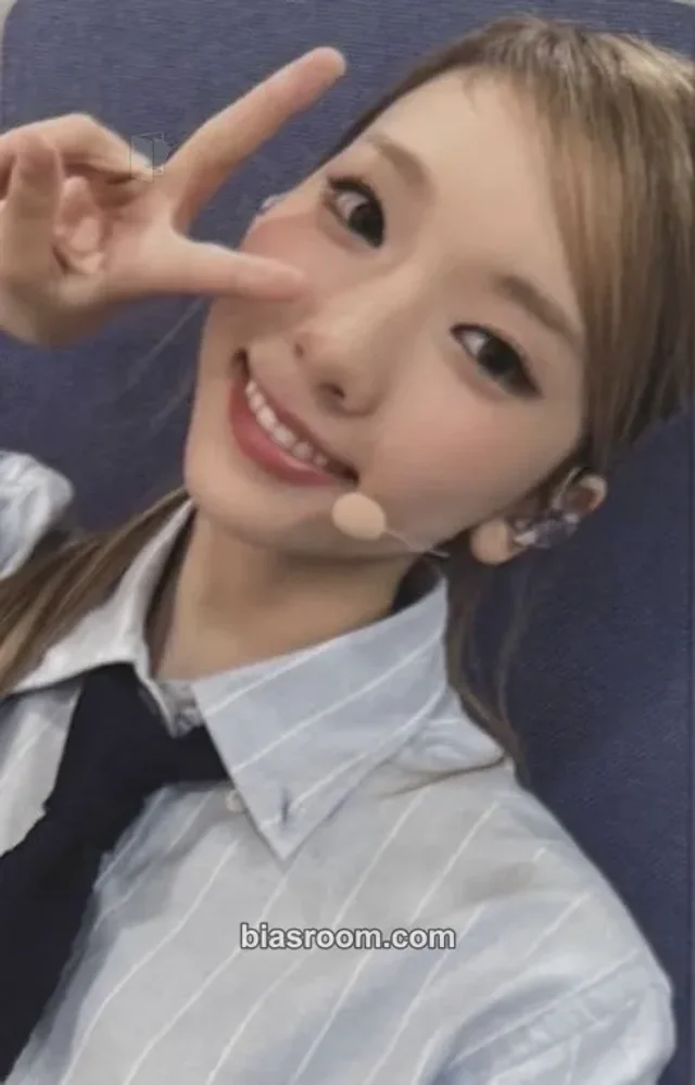 Elena TUIDE TUNE & PLAY K-pop photocard