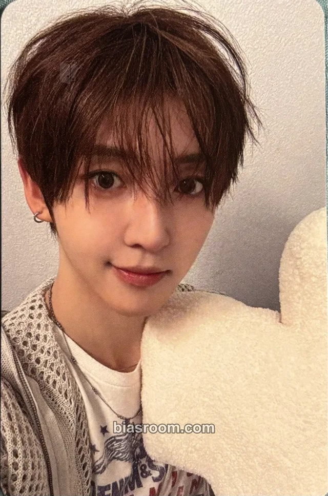 Donghyeon KickFlip KICK OFF THE WALL Pt 1 K-pop photocard