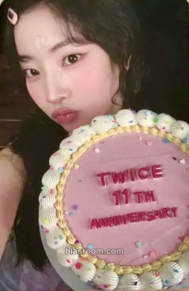 Dahyun TWICE TWICE The Thrill (11th Anniversary Pop-Up) K-pop photocard