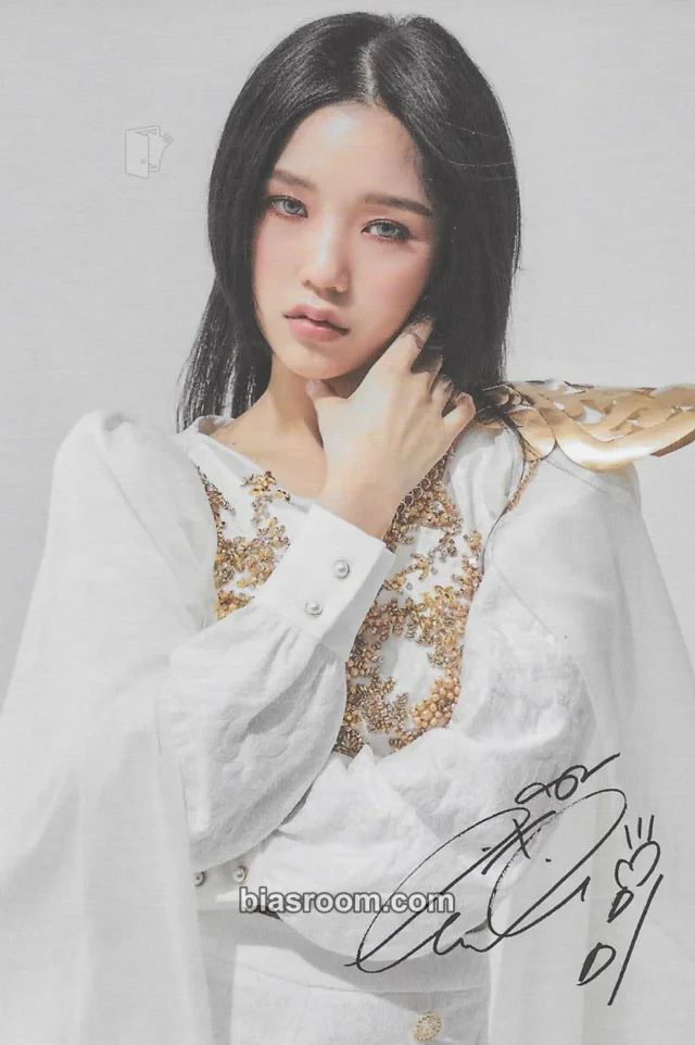 Mimi OH MY GIRL 2022 Season's Greetings: [CROWNED] QUEEN K-pop photocard