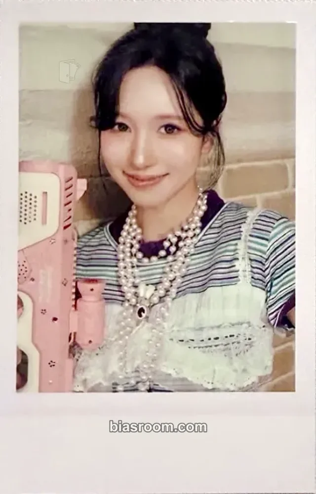 Mina TWICE TWICE The Thrill (11th Anniversary Pop-Up) K-pop photocard