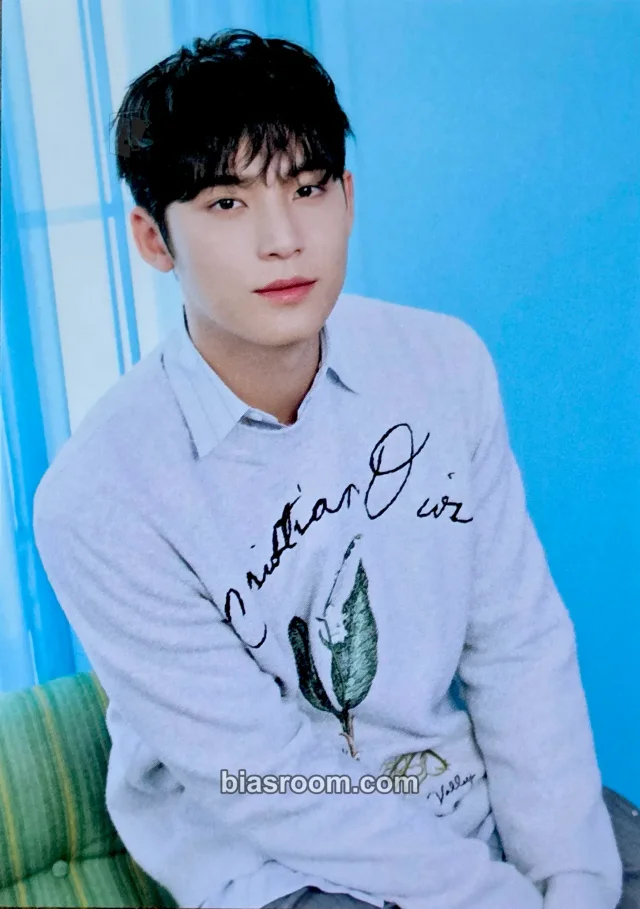 Mingyu SEVENTEEN 2024 Seventeen’s Home MerchandiseのK-popフォトカード