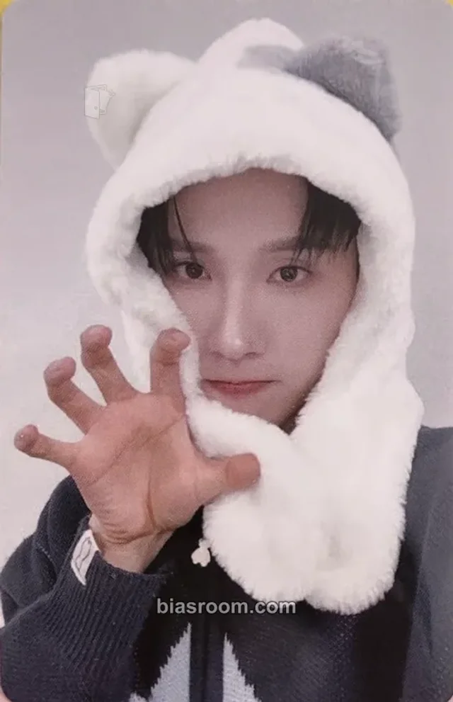 Woong AB6IX BORN LIKE THIS K-pop photocard