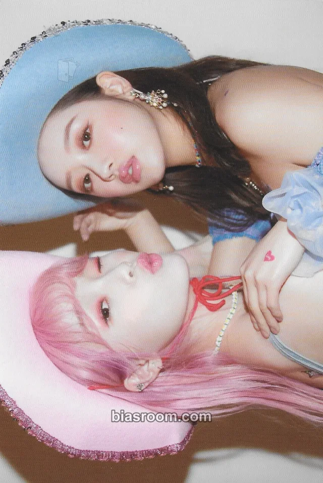 OH MY GIRL NONSTOP K-pop photocard