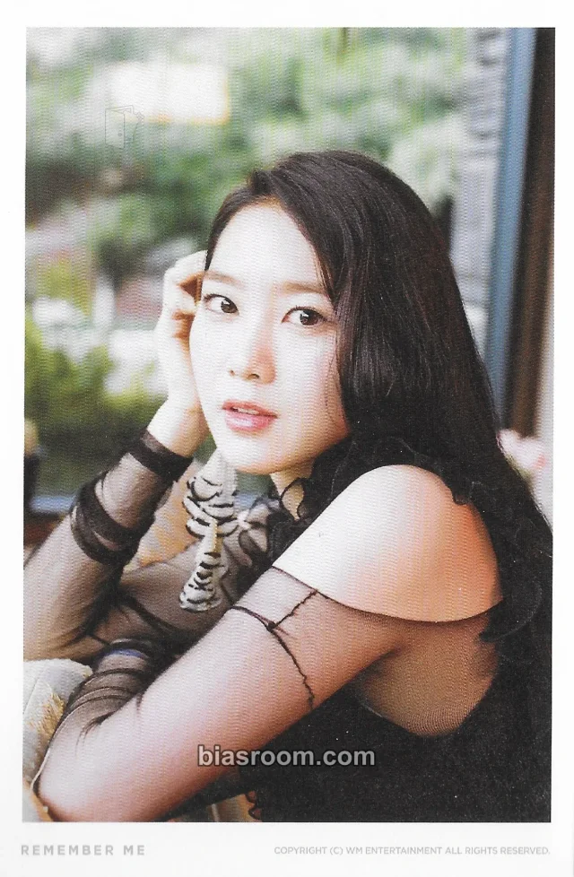 Jiho OH MY GIRL REMEMBER ME K-pop photocard