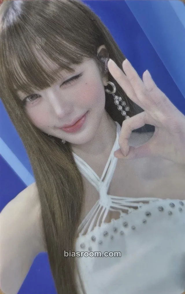 Photocard K-pop di Wonyoung IVE Looks Can Kill