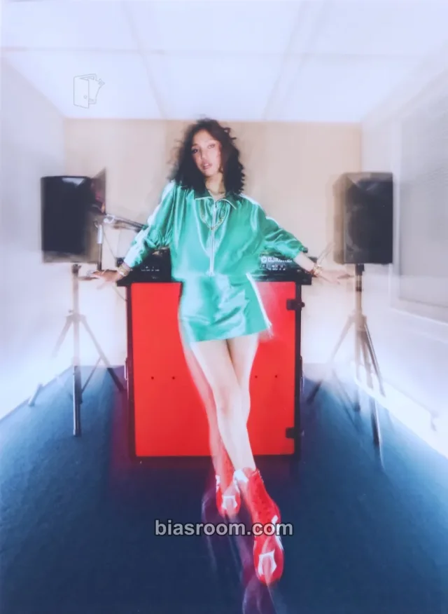 Mimi OH MY GIRL BISH BASH BOSH (Mimi) K-pop photocard