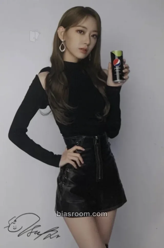 Sakura IZ*ONE ZERO:ATTITUDE K-pop photocard