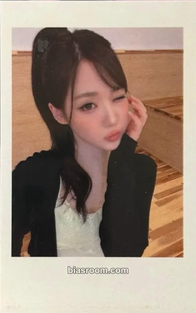 Seoyeon tripleS LOVE&POP pt.1のK-popフォトカード
