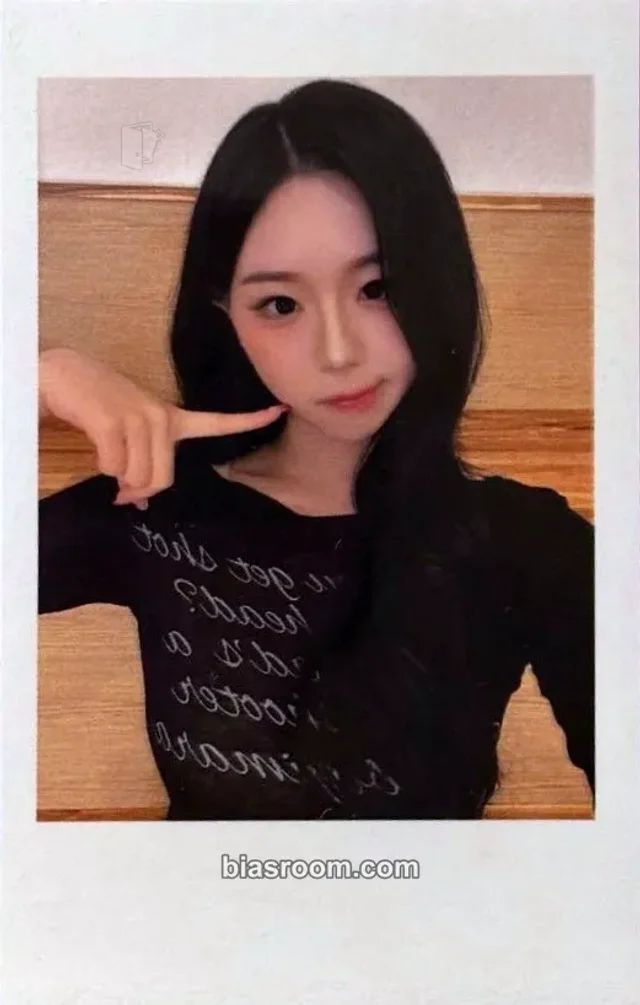 Photocard K-pop Chaeyeon tripleS LOVE&POP pt.1