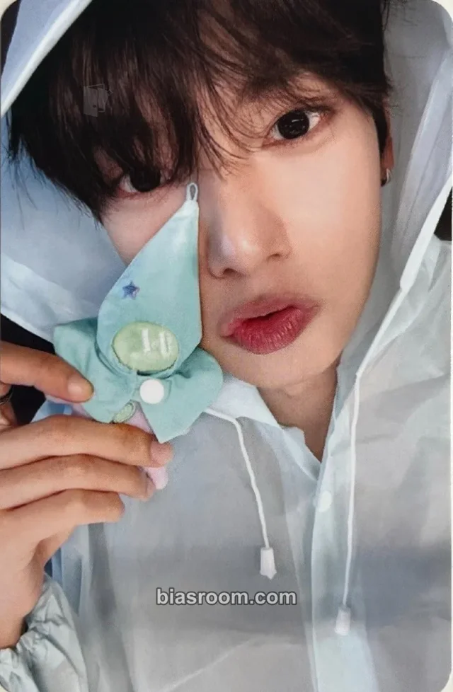 Chuei Li Yu FLARE U LOVEHOOD K-pop photocard