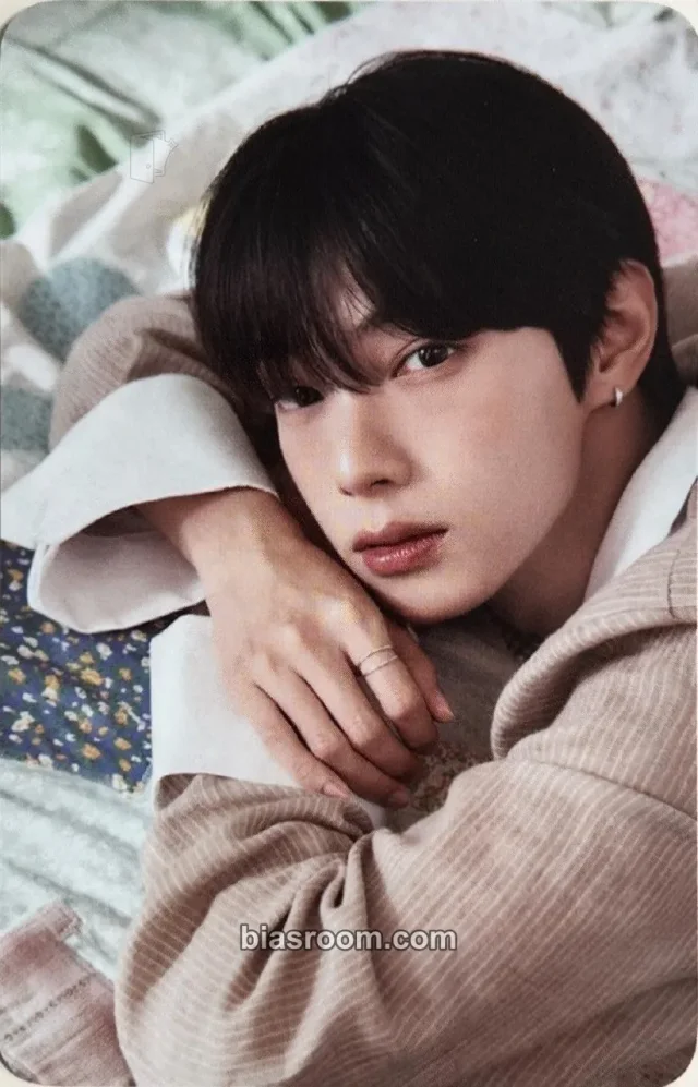 Chuei Li Yu FLARE U LOVEHOOD K-pop photocard