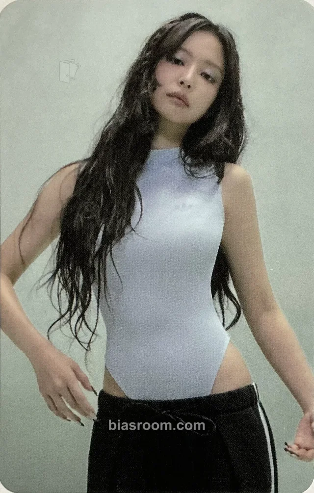 Jennie BLACKPINK JENNIE x adidas K-pop photocard