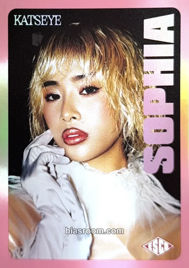 Photocard K-pop di Sophia KATSEYE ESCO “WILD” Trading Cards