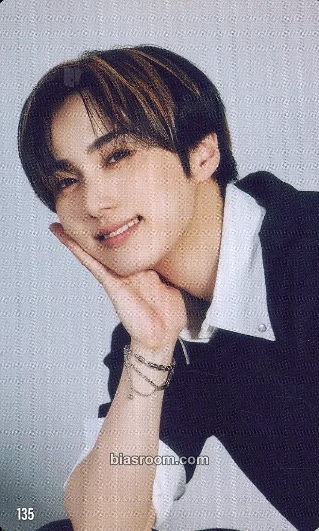 Takumi INI CITY OF LIGHTS DOME TOUR K-pop photocard