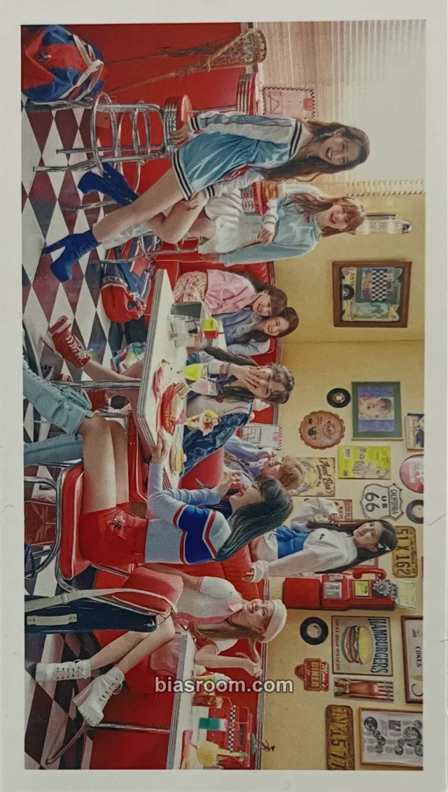 NiziU Take a picture / Poppin’ Shakin’ K-pop photocard