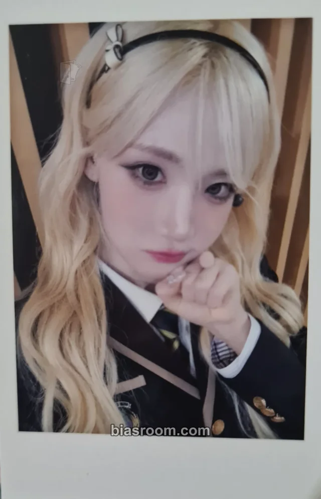Photocard K-pop di Seoyeon tripleS Assemble25