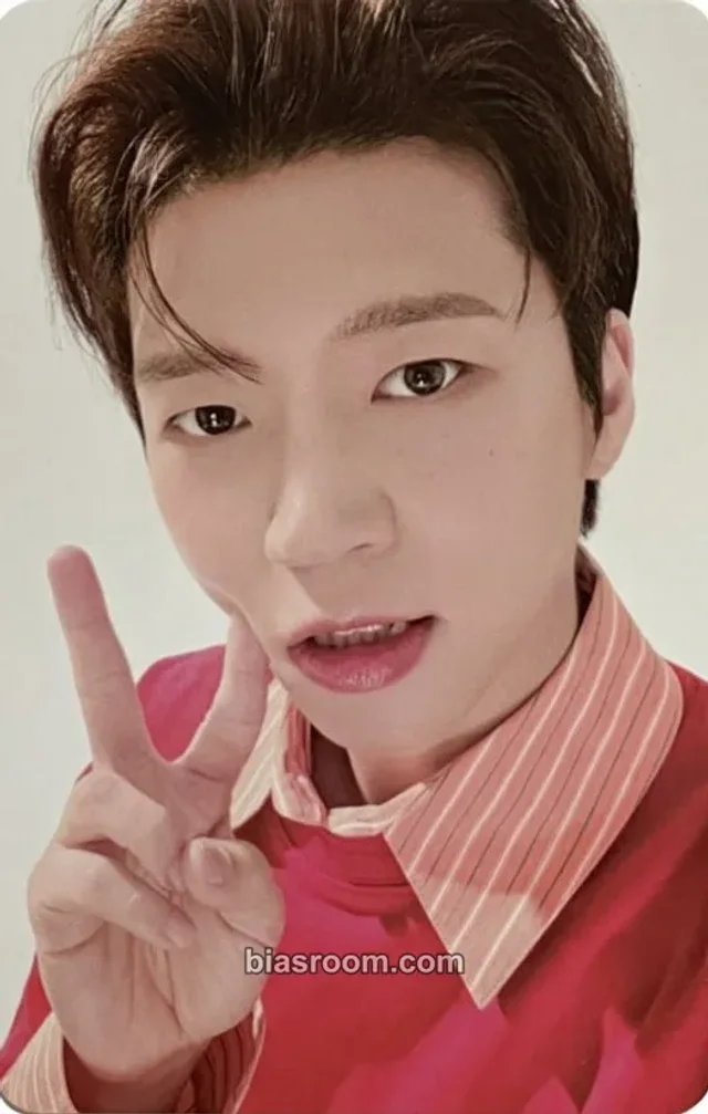 Woohyun INFINITE NAM WOOHYUN 2nd OFFICIAL MEMBERSHIP [MEMORIES ROOM] K-pop photocard