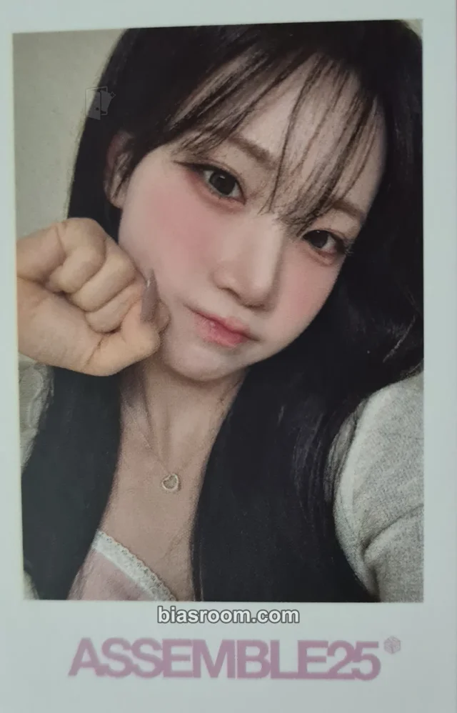 Photocard K-pop di Nakyoung tripleS Assemble25