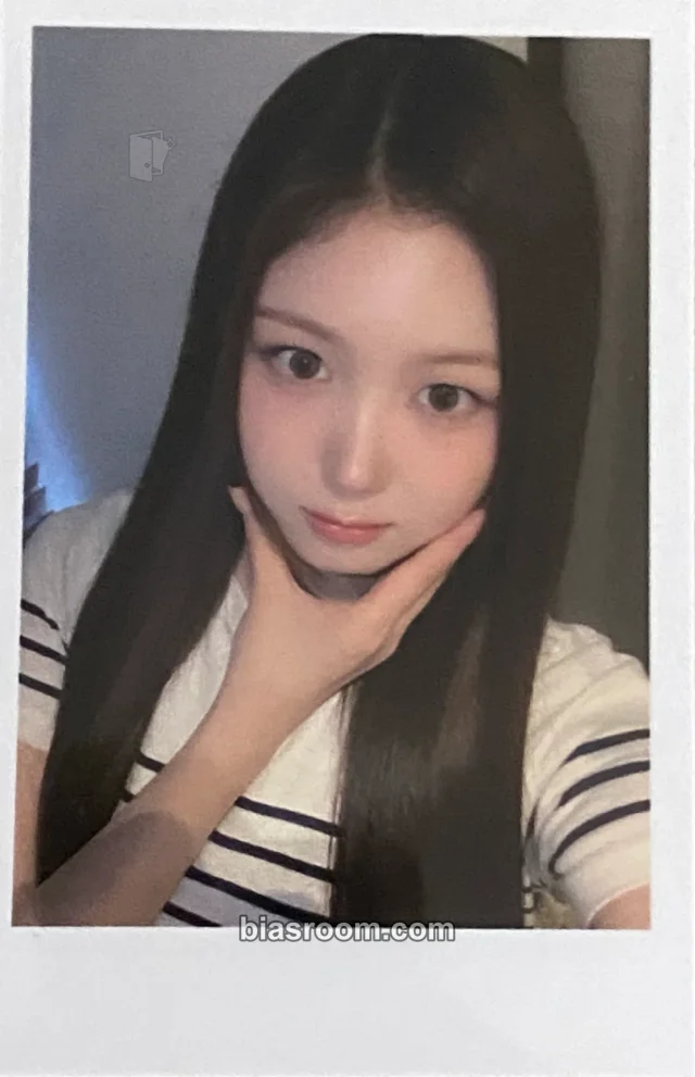 Joobin tripleS Assemble25 K-pop photocard