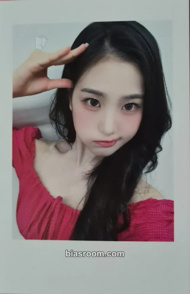 Photocard K-pop Jiyeon tripleS Assemble25