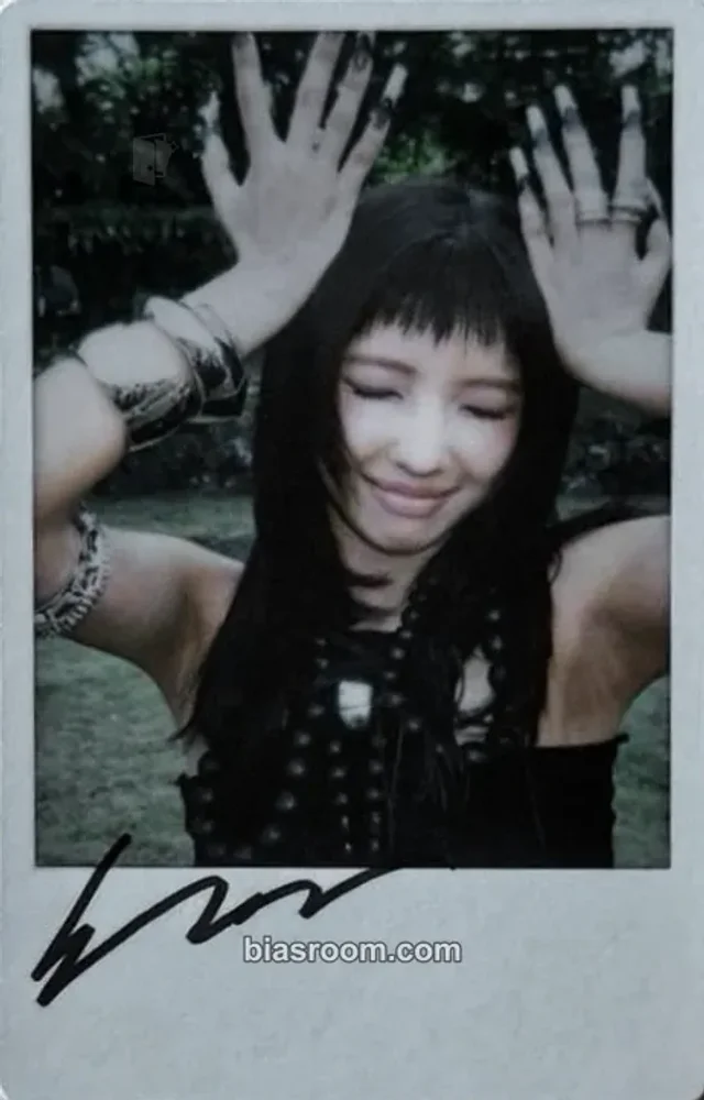 Soyeon i-dle What a Wonderful Life K-pop photocard