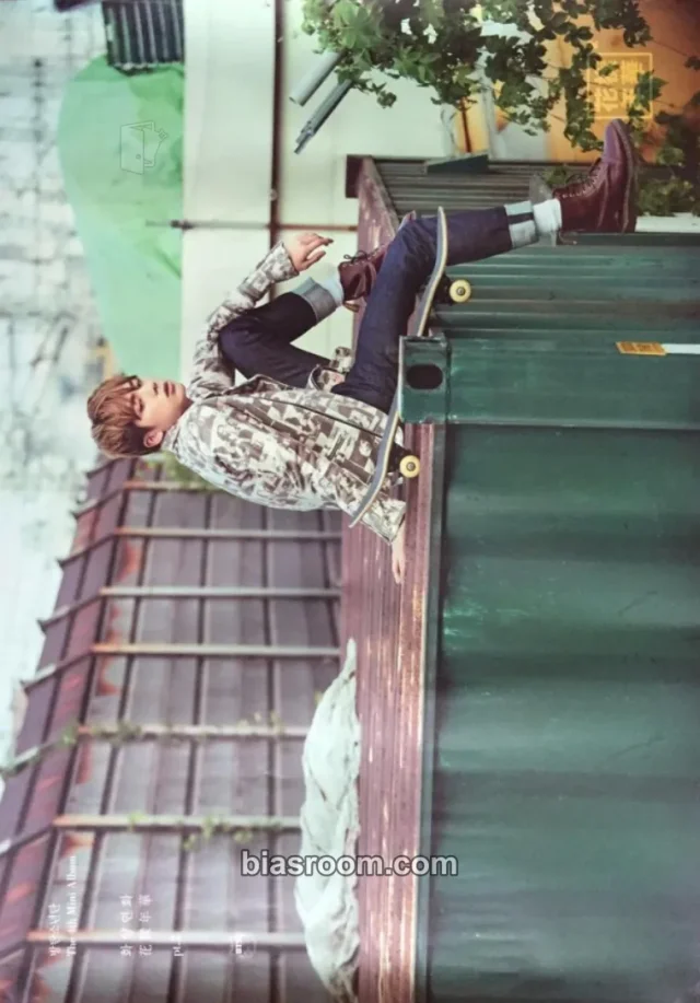 Photocard K-pop Jin BTS The Most Beautiful Moment in Life Pt.2