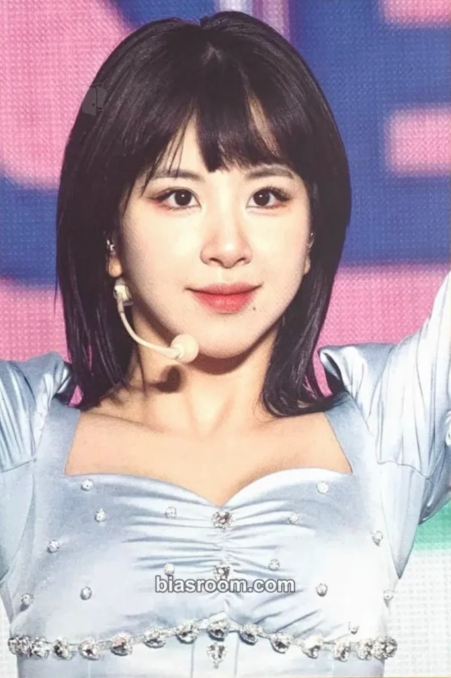 Chaeyoung TWICE 4th World Tour ‘III’ in Japan DVD K-pop photocard