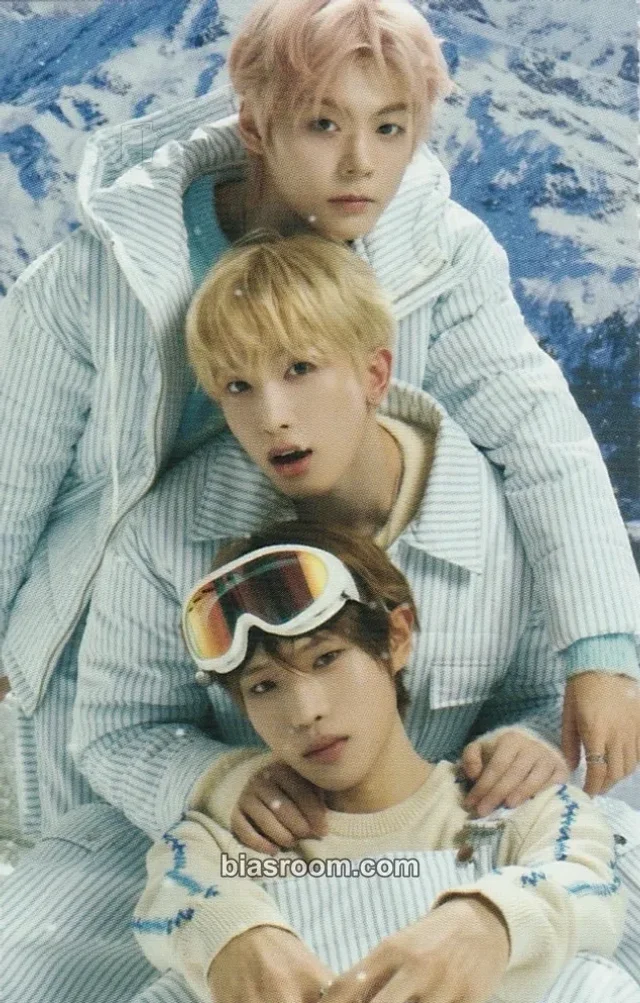 POW COME TRUE K-pop photocard