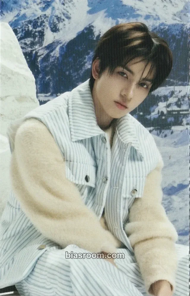 Yorch POW COME TRUE K-pop photocard