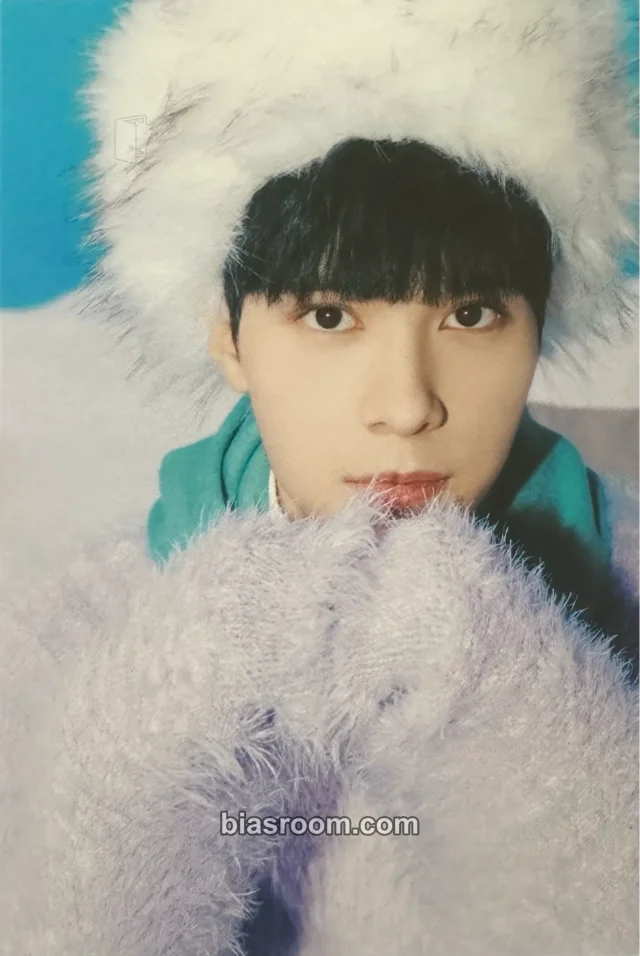 Hendery NCT 2022 Winter SMTOWN: SMCU PALACE K-pop photocard