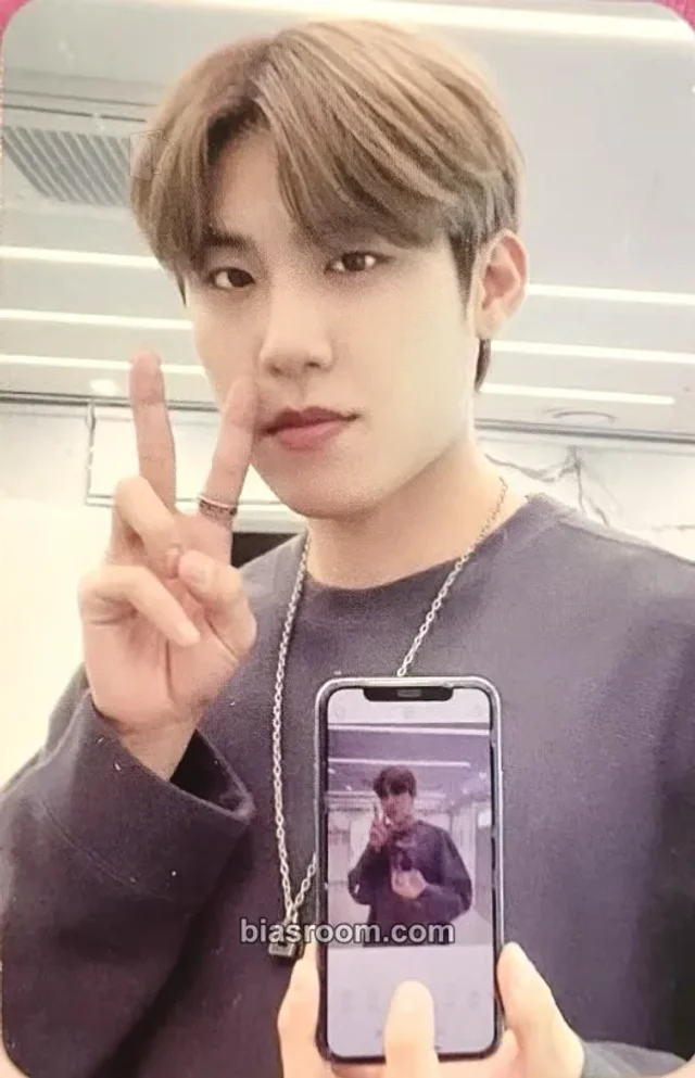 Woojin AB6IX THE FUTURE IS OURS : LOST K-pop photocard