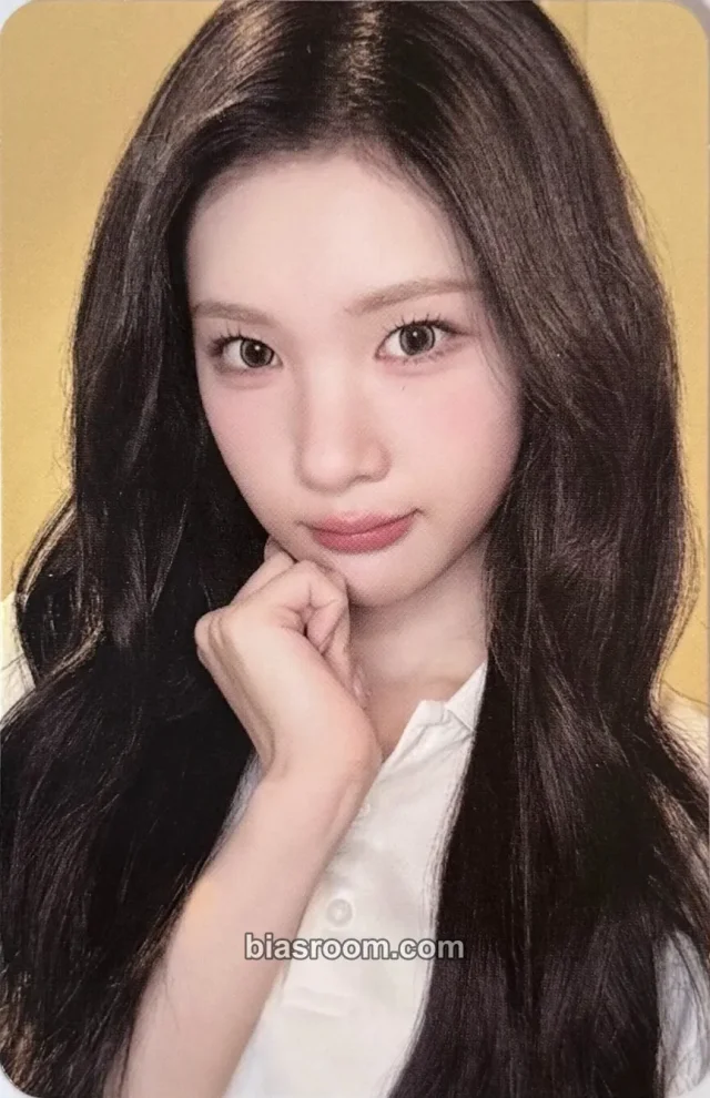 Photocard K-pop Juun Hearts2Hearts ICONIC HEART