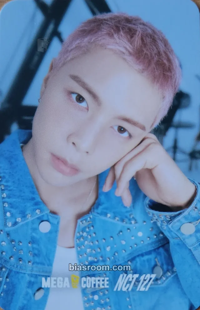 Johnny NCT 127 MegaCoffee x NCT 127 K-pop photocard