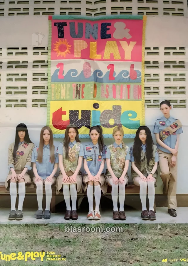 TUIDE TUNE & PLAY K-pop photocard