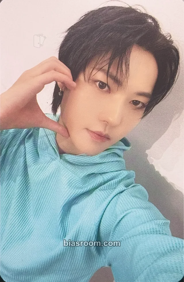 Junghoon xikers 82World: LA K-pop photocard
