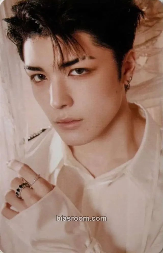 Maki &TEAM Mark on You Concert Tour K-pop photocard