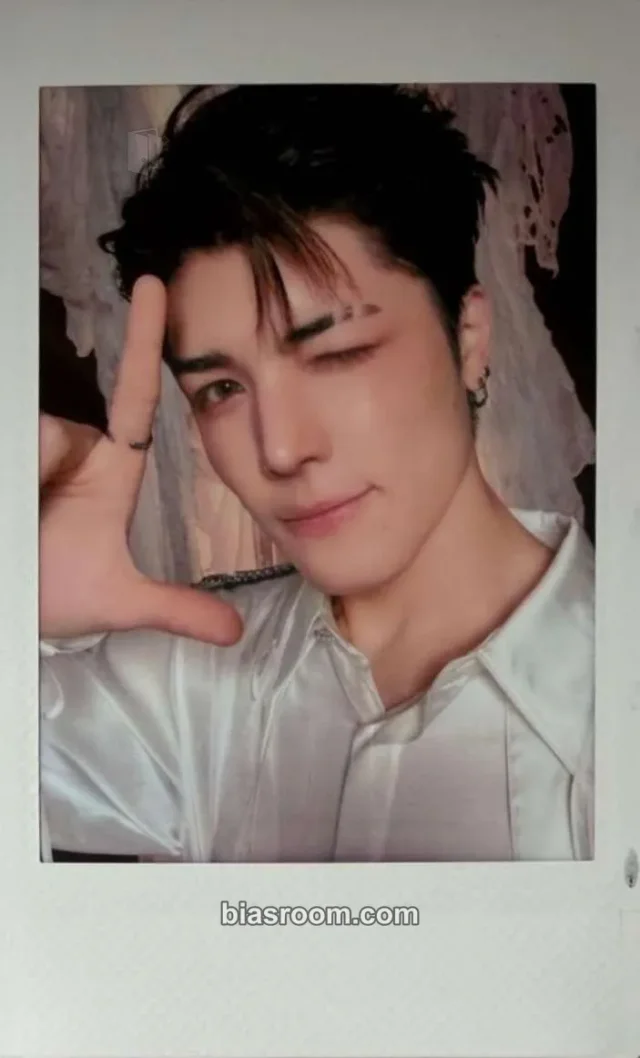 Maki &TEAM Mark on You Concert Tour K-pop photocard