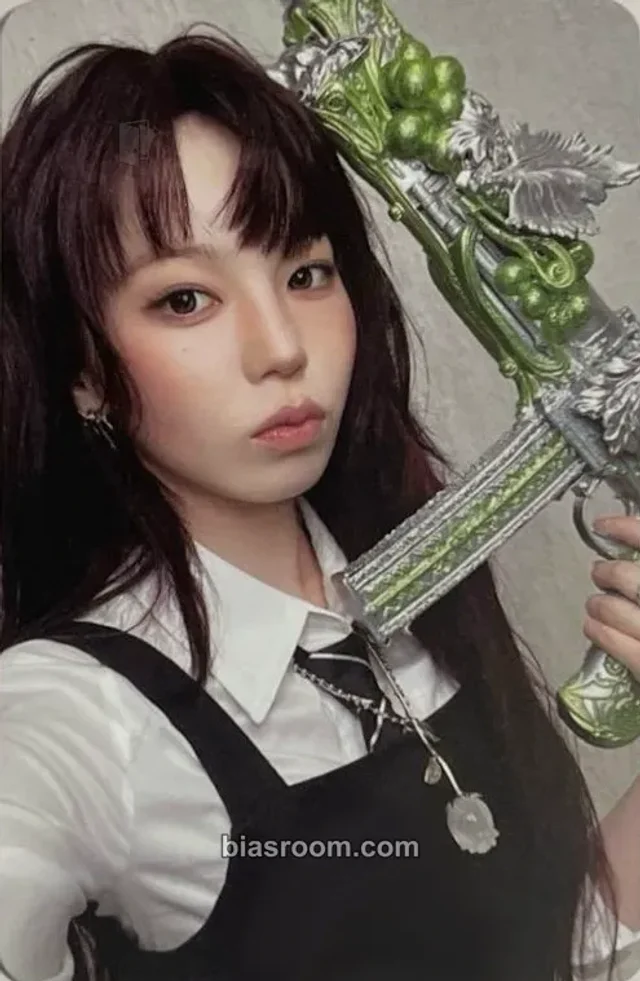 Ayaka NiziU Sour Grapes K-pop photocard