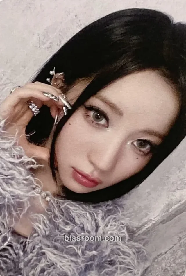 Photocard K-pop Asa BABYMONSTER DRIP