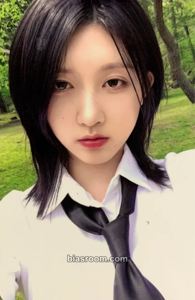 Gaeul IVE DICON VOLUME N°20 IVE : I haVE a dream, I haVE a fantasy  K-pop photocard