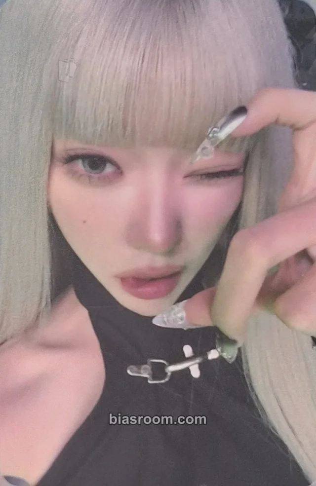 Tsuki Billlie The Collective Soul and Unconscious: Chapter Two K-pop photocard