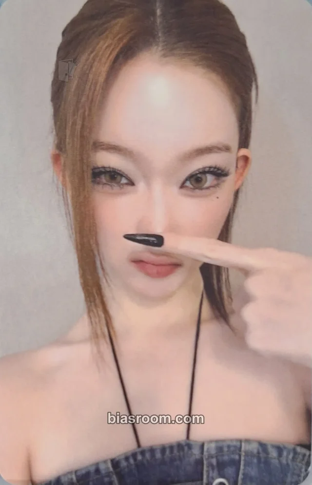 Tsuki Billlie The Collective Soul and Unconscious: Chapter Two K-pop photocard