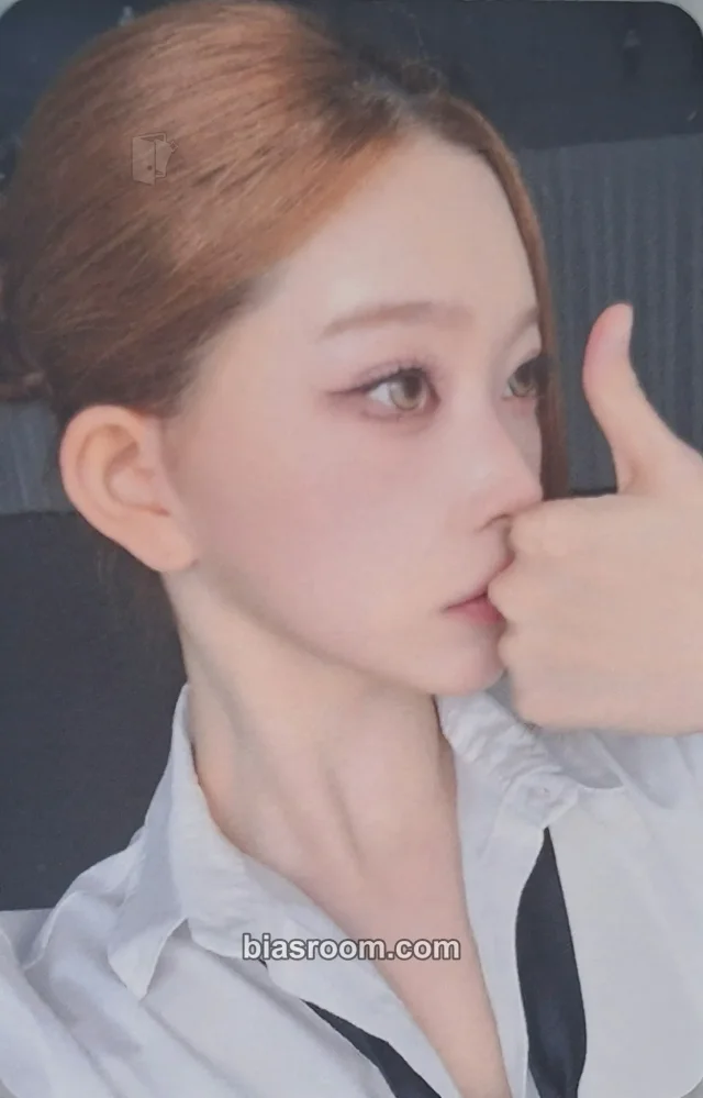 Tsuki Billlie The Collective Soul and Unconscious: Chapter Two K-pop photocard