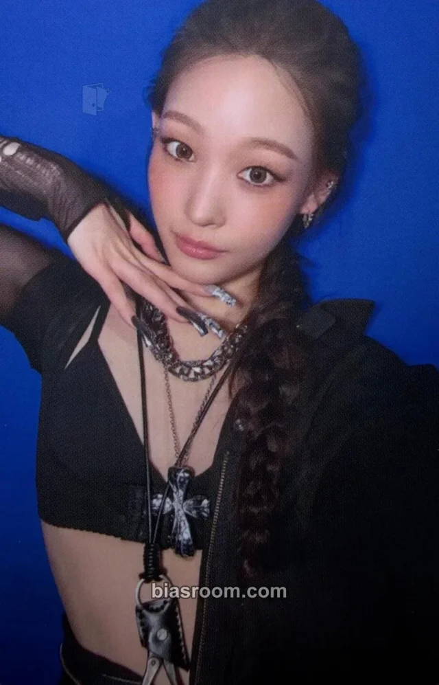 Annie ALLDAY PROJECT CRASH K-pop photocard