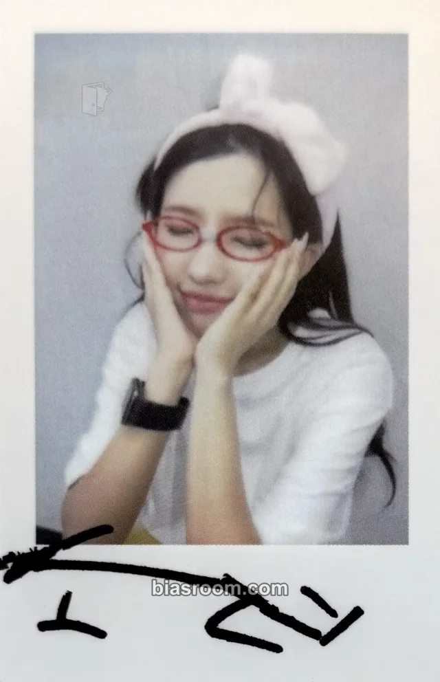 Soyeon i-dle What a Wonderful Life K-pop photocard