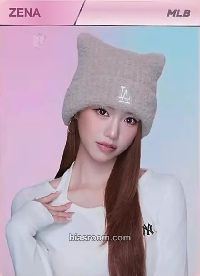 Zena RESCENE MLB Korea x RESCENE K-pop photocard