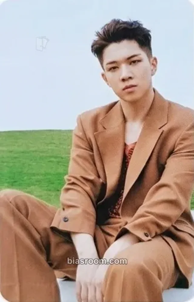 Photocard K-pop de Hweseung N.Flying Man on the Moon