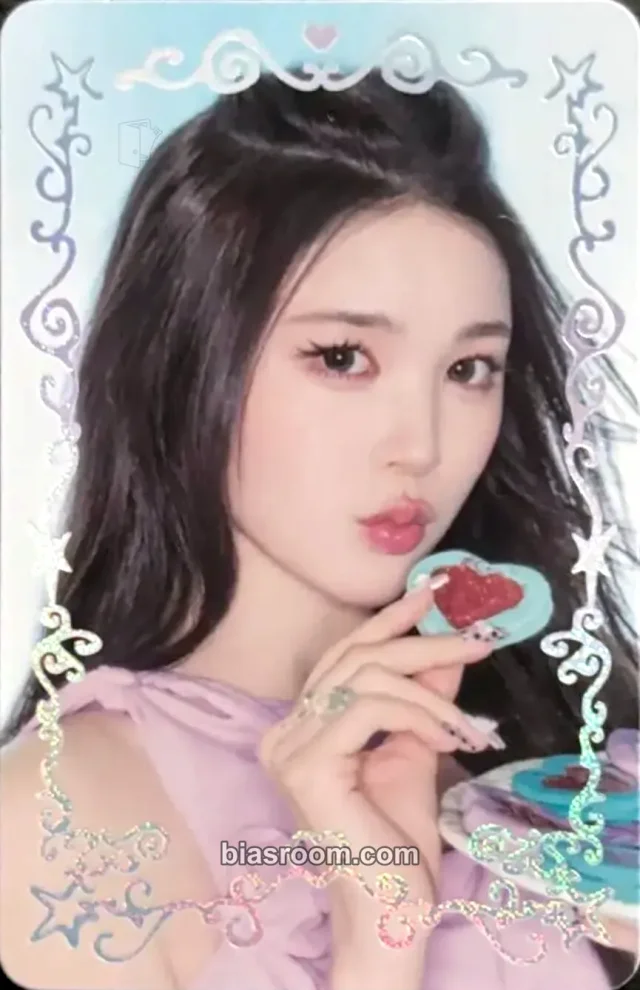 A-na Hearts2Hearts ICONIC HEART K-pop photocard